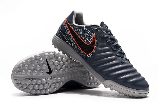 Nike সাদা কমলা নিম্ন-কাট সিন্থেটিক আপার রিবড টেক্সচার্ড ফোরফুট আর্টিফিশিয়াল-গ্রাস সকার শুজ 5
