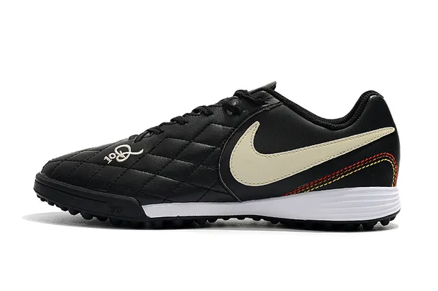 Nike সাদা কমলা নিম্ন-কাট সিন্থেটিক আপার রিবড টেক্সচার্ড ফোরফুট আর্টিফিশিয়াল-গ্রাস সকার শুজ 21