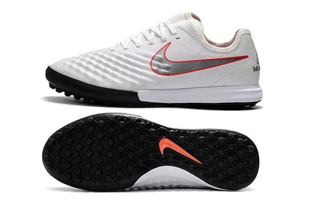 Nike chaussures de football pour pelouse blanc et orange, avec empeine synthétique matelassée et col bas-cut 19
