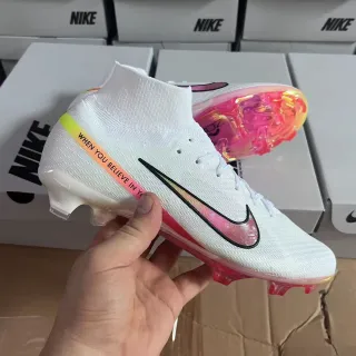 Nike Blanc Rose Haut Coupe Maille Supérieure Semelle Translucide Dégradé Sol Ferme Chaussures de Football