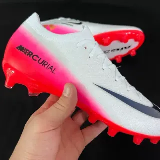 Nike White Pink Low-Cut Sock-Fit Upper Gradient Heel Panel Firm-Ground Soccer Shoes