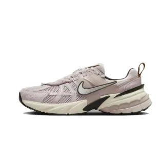 Nike Zoom 2K Tênis chunky bege e creme