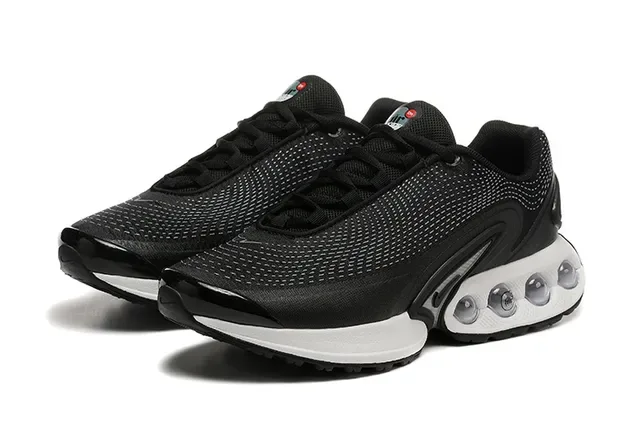 Nike Zoom 2K Black White Lifestyle Sneakers 6