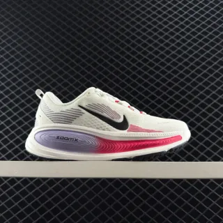 Nike ZoomX أحذية جري أبيض وردي أرجواني