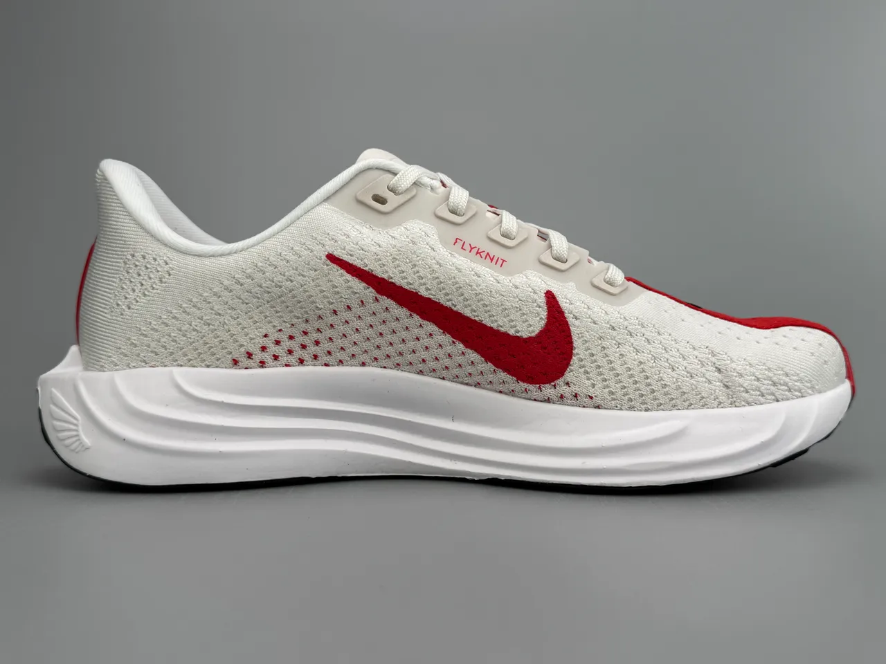 Nike ZoomX White Red Engineered Knit Upper Bold Swoosh Overlay Running Shoes 10