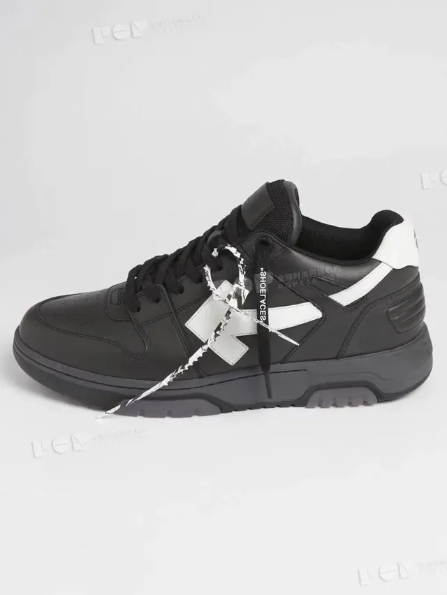 Off-White কালো চামড়ার উপরের অংশ তীর লোগো লাইফস্টাইল স্নিকার 2