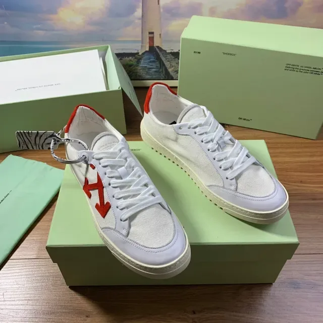 Off-White Red Canvas Upper Arrow Logo Lifestyle Sneakers 7