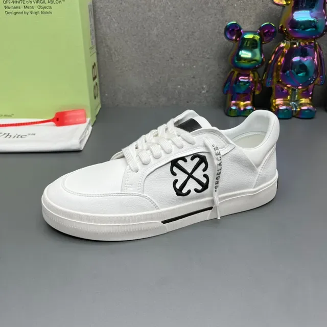 Off-White The Ten Tênis de estilo de vida Brancos e Pretos com Logo 6