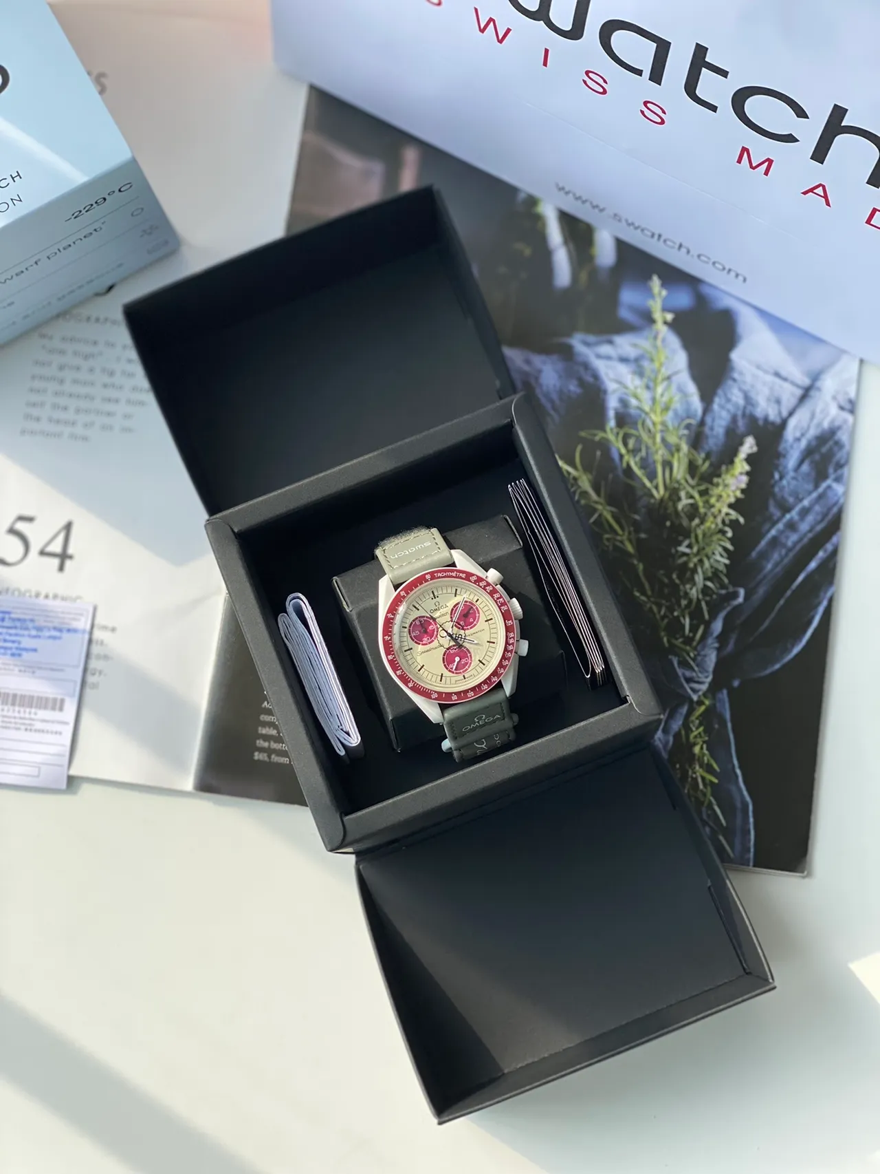 Omega Speedmaster MoonSwatch Mission to Mars ساعة بيوسيراميك ميكانيكية 9