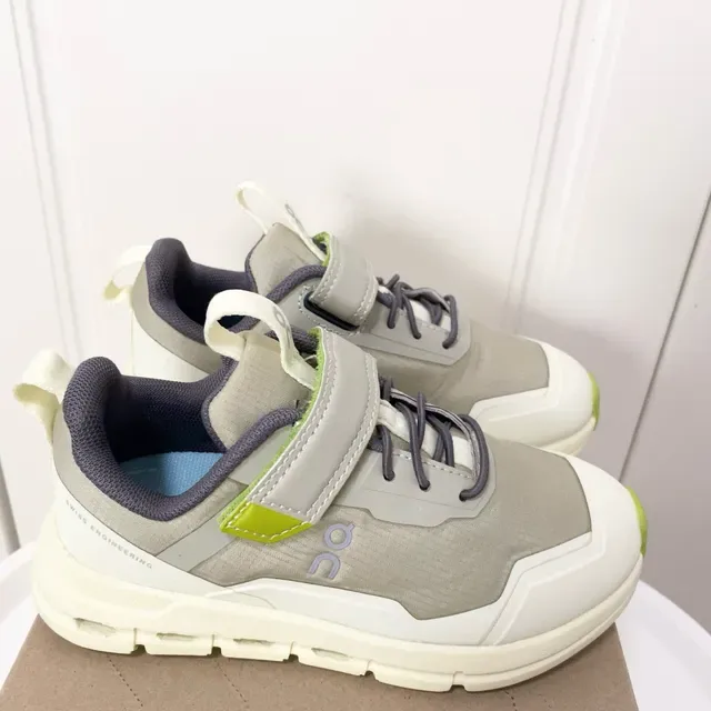 On Gris Negro Doble Cierre Impermeables Zapatillas Lifestyle 4