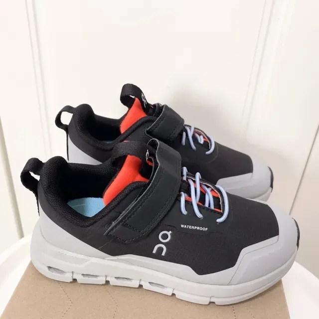 On Gris Negro Doble Cierre Impermeables Zapatillas Lifestyle 7