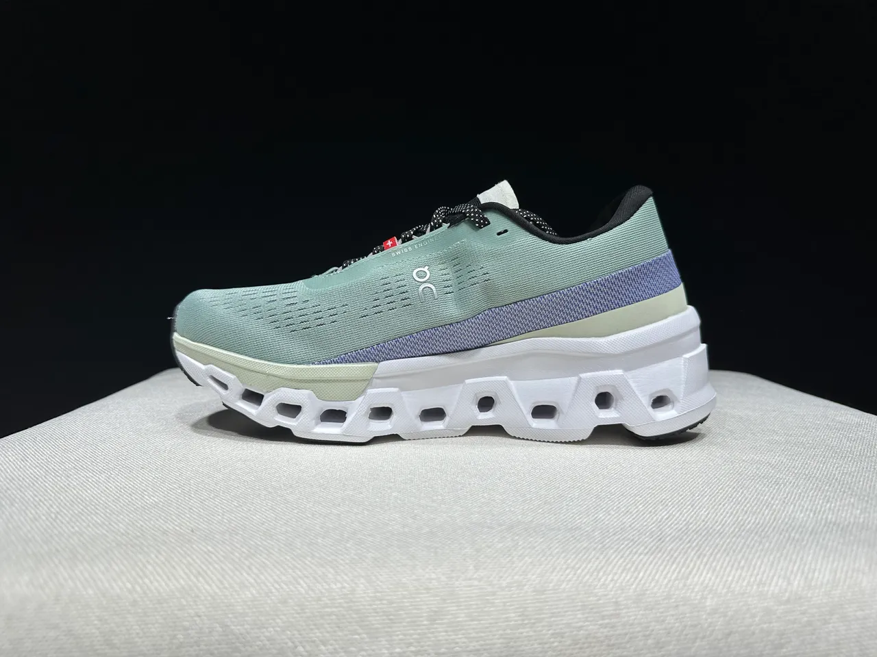 On Green Purple Engineered Mesh Upper Hollowed Hexagonal CloudTec Pods Running Shoes 14