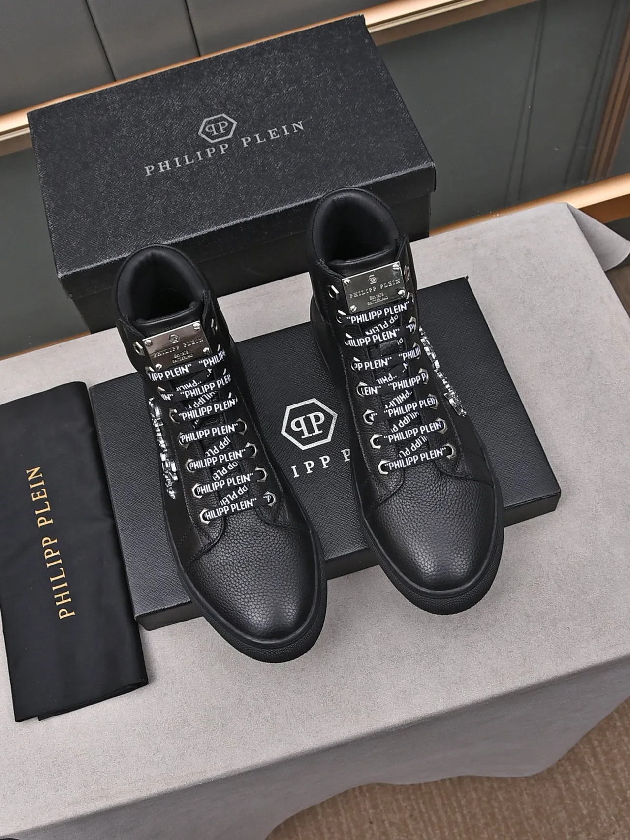 Philipp Plein 黑色银色高帮粒面皮革生活方式运动鞋 2