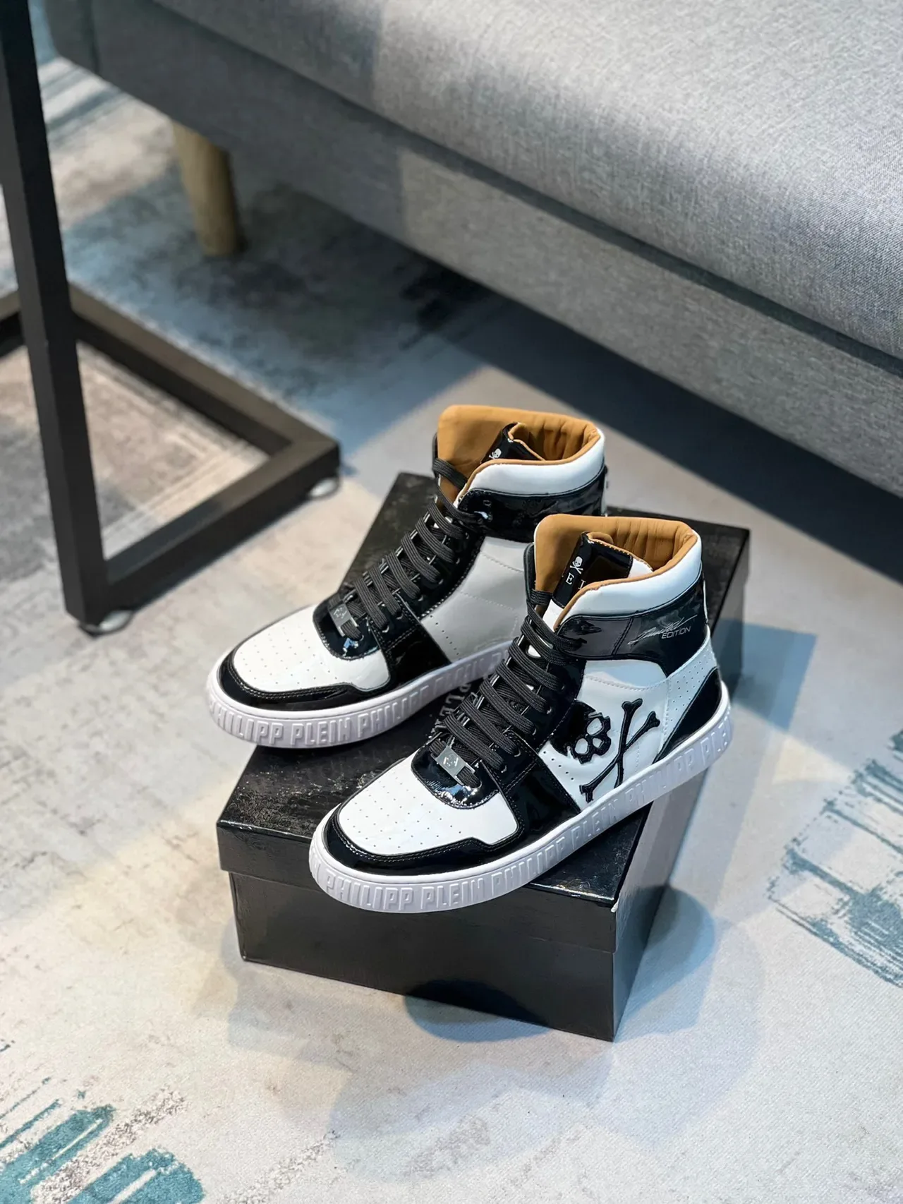 Philipp Plein أسود أبيض عالي الرباط جلد لامع تكونست أسلوب حياة حذاء رياضي 7
