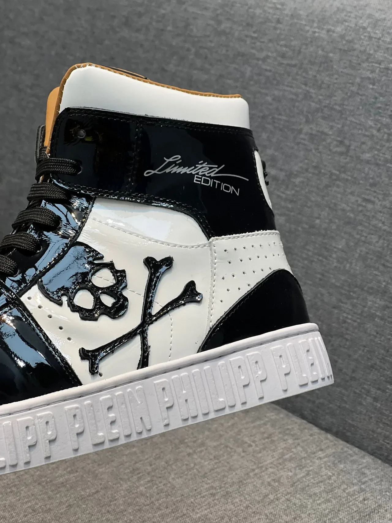 Philipp Plein أسود أبيض عالي الرباط جلد لامع تكونست أسلوب حياة حذاء رياضي 8