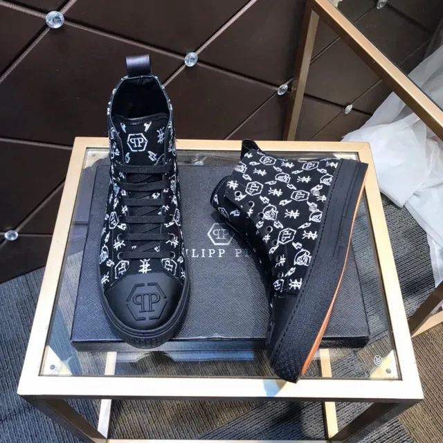 Philipp Plein হাই-টপ মোনোগ্রাম প্রিন্ট ব্ল্যাক লাইফস্টাইল স্নিকার 8