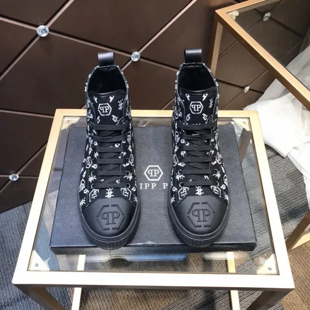 Philipp Plein হাই-টপ মোনোগ্রাম প্রিন্ট ব্ল্যাক লাইফস্টাইল স্নিকার 9