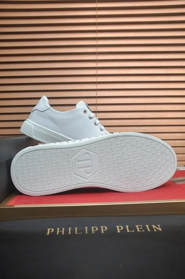 Philipp Plein Lifestyle Sneaker White Silver Low-Top Pebbled Leather Upper Lifestyle Sneakers 3