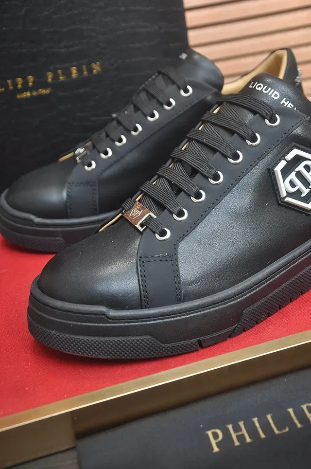 Philipp Plein তরল কালো বেইজ চামড়া উপরের হেক্সাগনাল PP লোগো প্যাচ লাইফস্টাইল স্নিকার 8