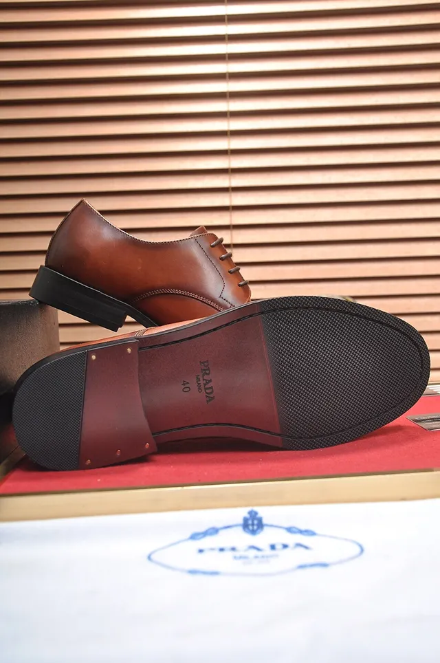 Prada Sapatos Oxford com Ponta Marrom 3