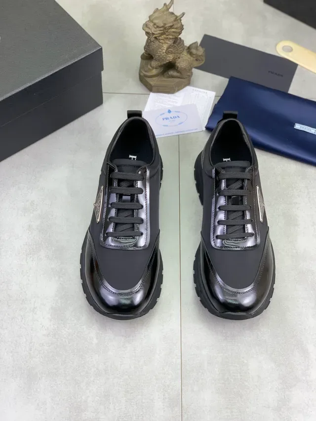 Prada Cloudbust Tênis Lifestyle Preto Material Misto Parte Superior Glossy Patent Toe Cap 5