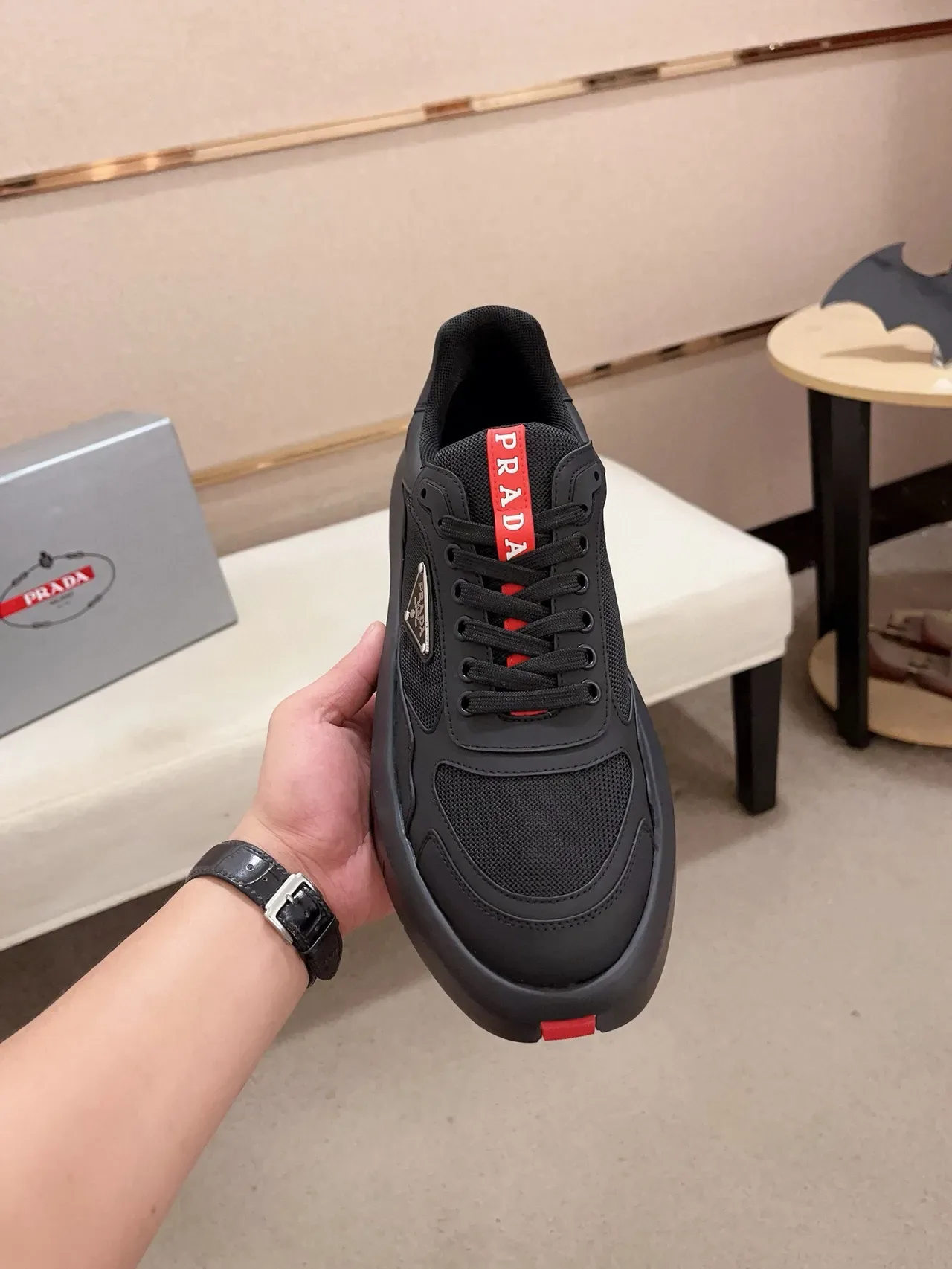 Prada Cloudbust Noir Rouge Semelle plateforme Upper hybride mesh-synthétique Sneakers lifestyle 2