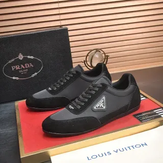 Prada Cloudbust काला सूड और नायलॉन लाइफस्टाइल स्नीकर