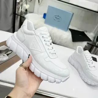 Prada Cloudbust सफेद लाइफस्टाइल स्नीकर
