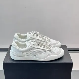 Prada Cloudbust tênis lifestyle de malha branca e patent