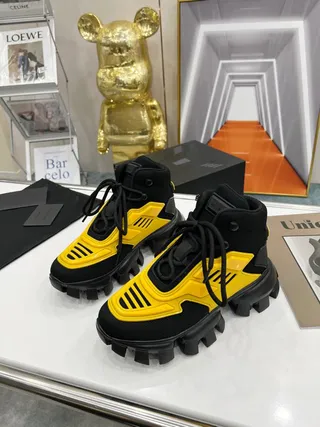 Prada Cloudbust أصفر وأسود حذاء رياضي سميك 4