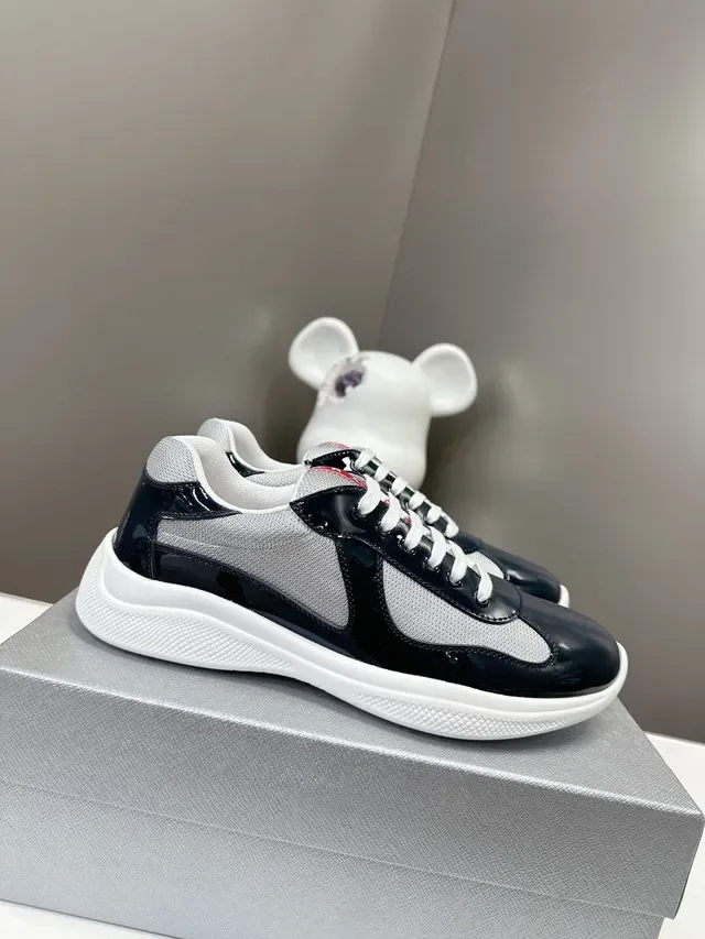 Prada Zapatillas Lifestyle Marino Plata Cuero Patent Brillante Punta Paneles Malla Laterales 2