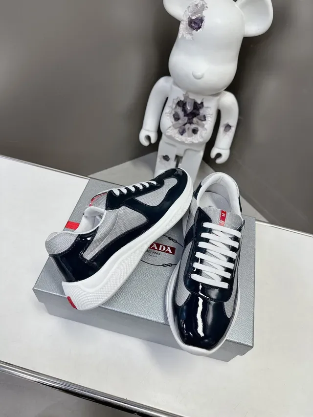 Prada Zapatillas Lifestyle Marino Plata Cuero Patent Brillante Punta Paneles Malla Laterales 3