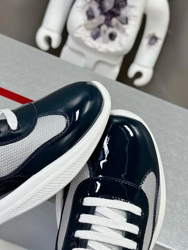 Prada Zapatillas Lifestyle Marino Plata Cuero Patent Brillante Punta Paneles Malla Laterales 7