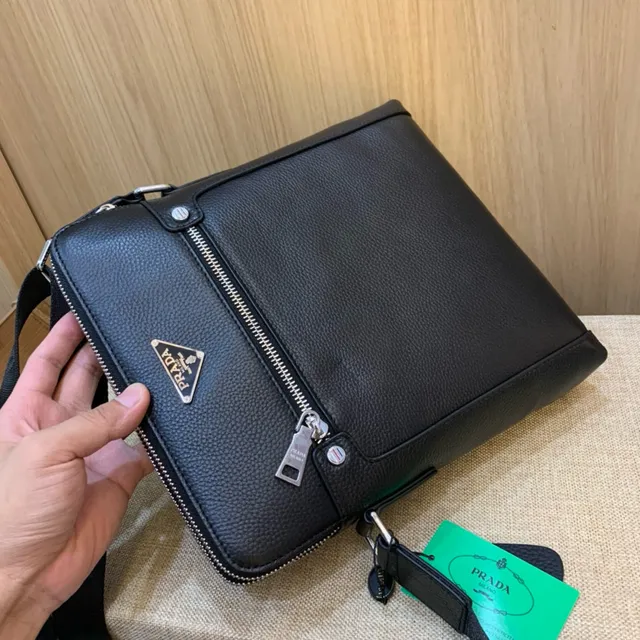 Prada Re-Edition Black Pebbled Leather Messenger Bag 7