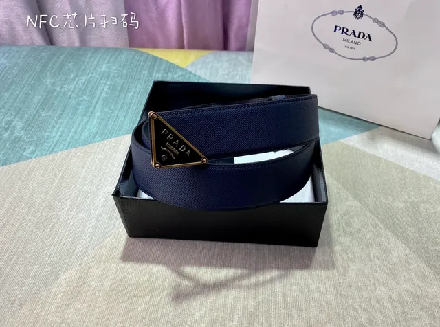 Prada 三角腰带 海军蓝 Saffiano 皮革腰带 7