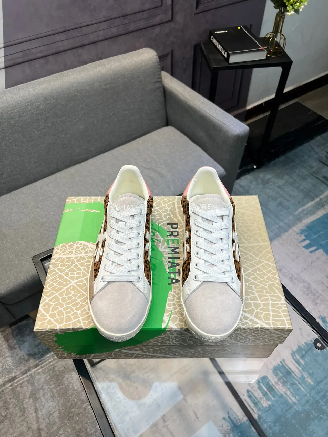 Premiata Lifestyle Sneaker Beige Marrón Panel Leopardo Oversized X-Logo Lifestyle Sneakers 2