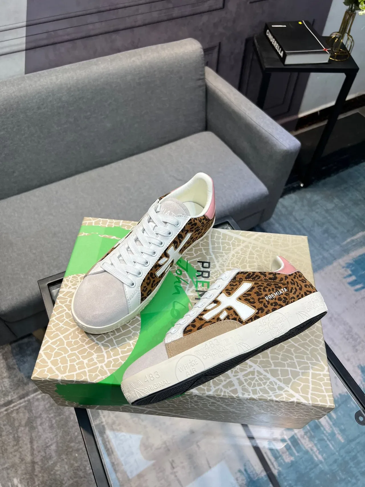 Premiata Lifestyle Sneaker Beige Marrón Panel Leopardo Oversized X-Logo Lifestyle Sneakers 4