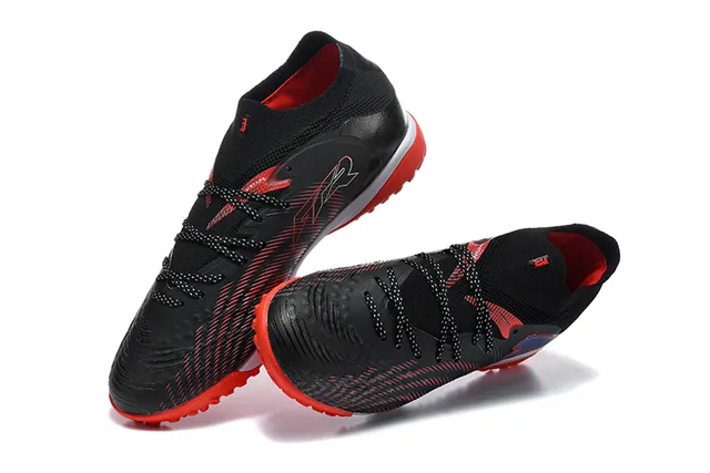 Puma أسود أحمر كولار تريكو ديناميكي طبقة صلبة صناعية تغطية عشب أحذية كرة القدم 2