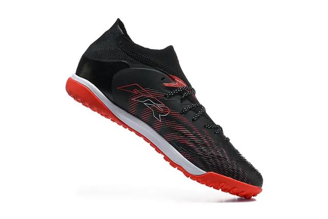Puma أسود أحمر كولار تريكو ديناميكي طبقة صلبة صناعية تغطية عشب أحذية كرة القدم 3