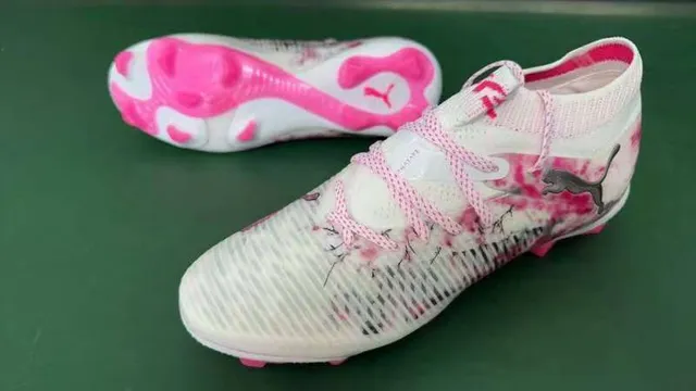 Puma FUTURE 8 ULTIMATE White Pink Sock-Fit Collar Firm-Ground Soccer Shoes 9