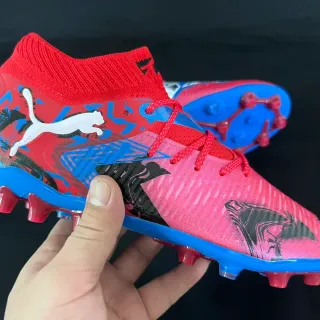 Puma गुलाबी नीला हाई-कट निट सॉक कॉलर असममेट्रिक लेसिंग फर्म-ग्राउंड फुटबॉल जूते