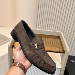Saint Laurent क्लासिक लोअफर ब्राउन सुड लोअफर