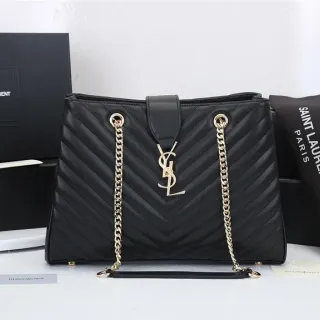 Saint Laurent Loulou काला चेव्रॉन-क्विल्टेड चेन टोट बैग