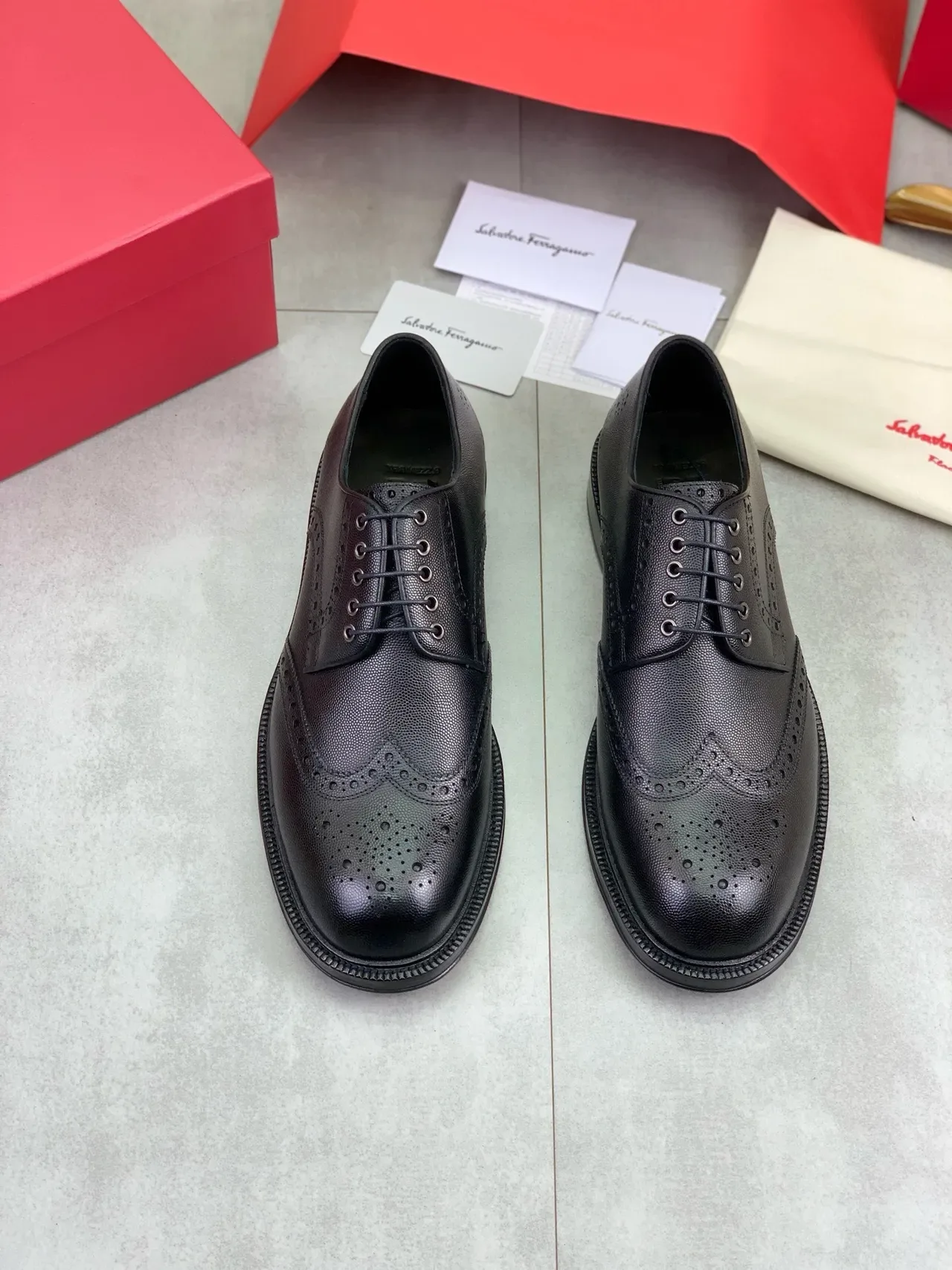 Salvatore Ferragamo Preto Couro Granulado Brogues Full Wingtip 5