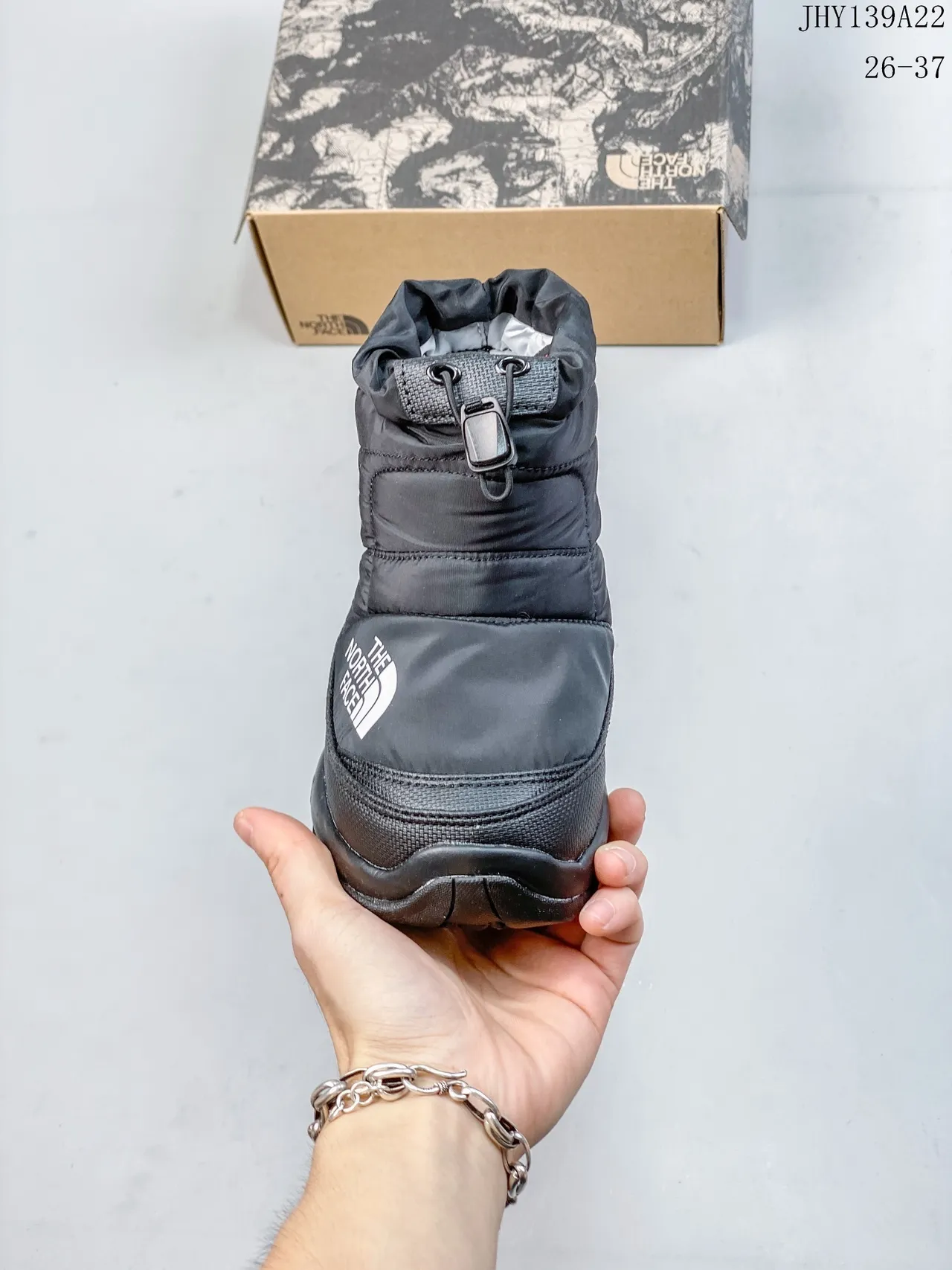 The North Face 儿童 Nuptse Boot 紫色黑色雪靴 22