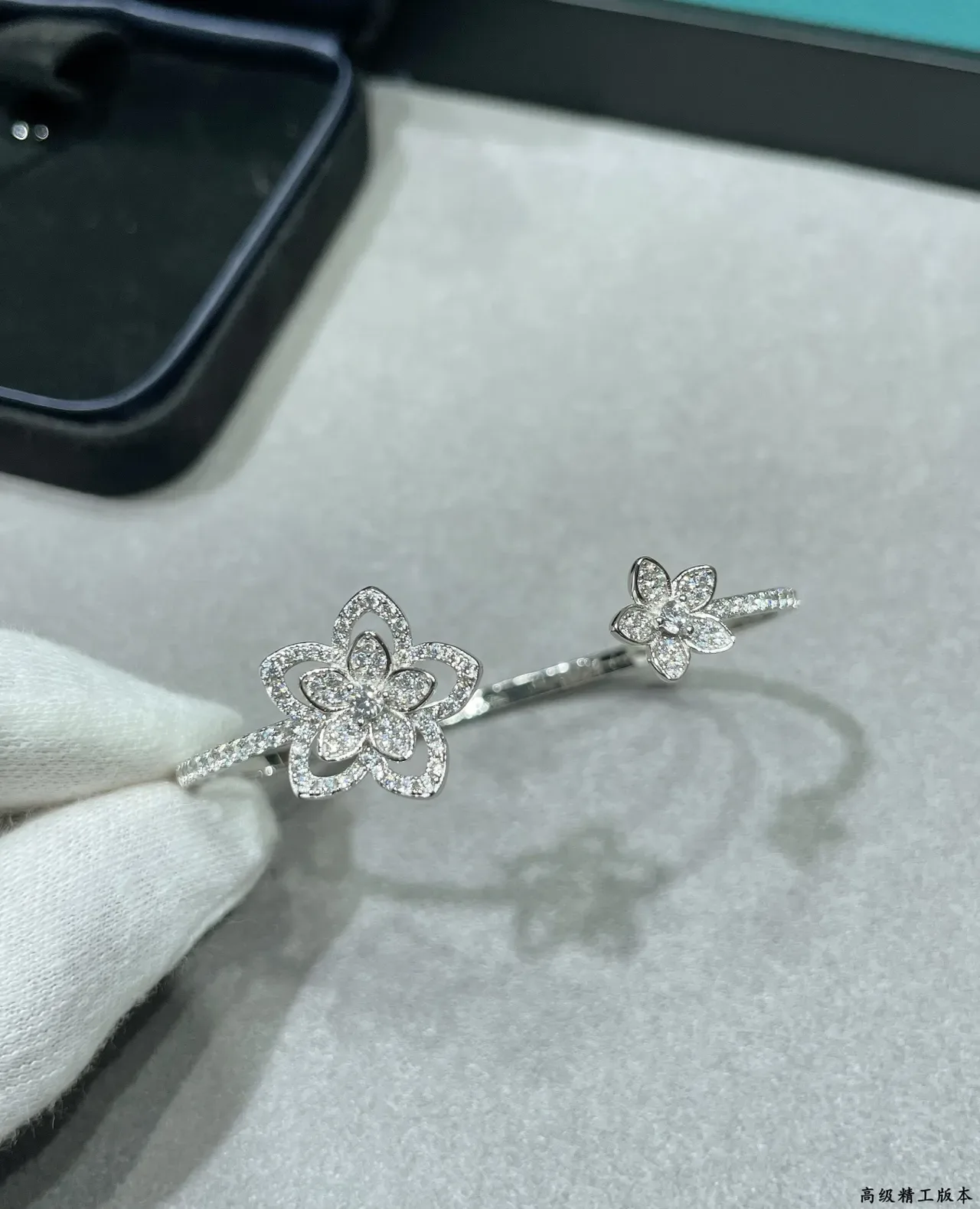 Tiffany & Co. Floral Bangle Silver White Flower-Shaped Pavé-Set Diamonds Bracelet 4