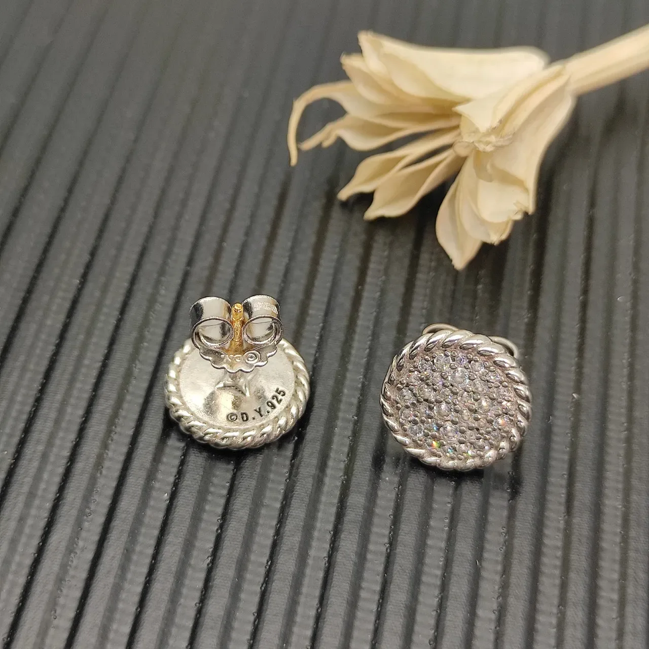 Tiffany & Co. Rope Pavé Diamond Circular Stud Earrings 6