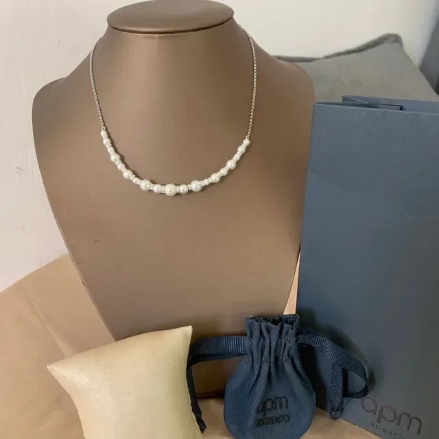 Tiffany & Co. सफेद चांदी की पतली चेन मोती और हीरा वैकल्पिक हार 7