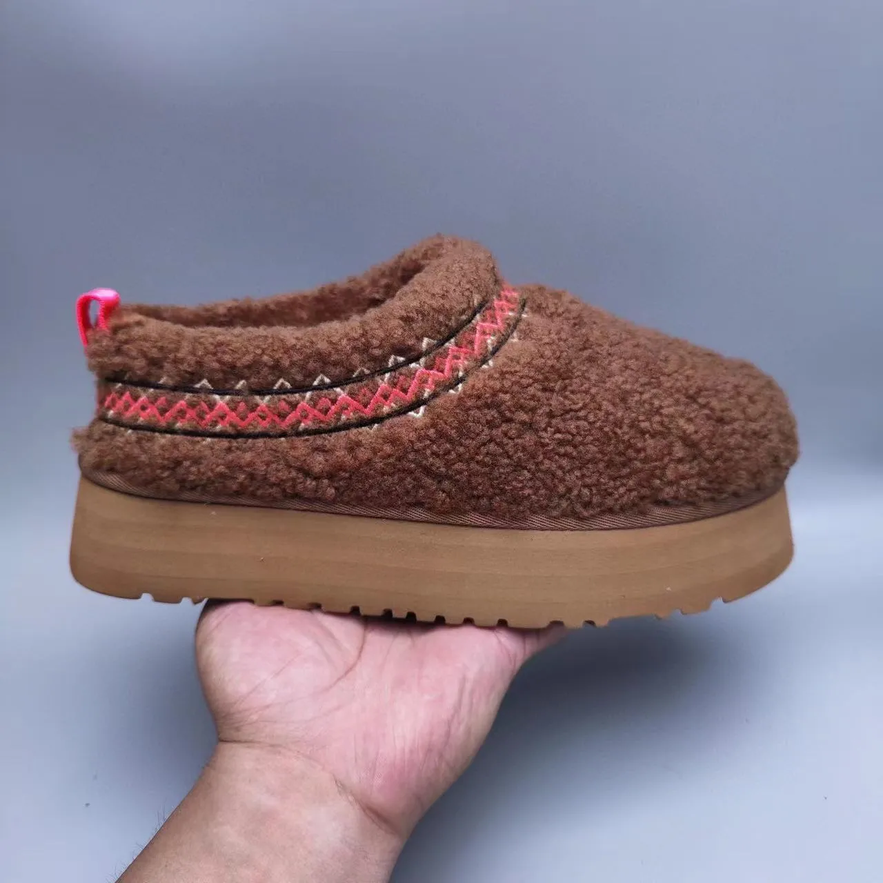 UGG بني أحمر شيرلينج أعلى منصة كعب حذاء كاجوال 2