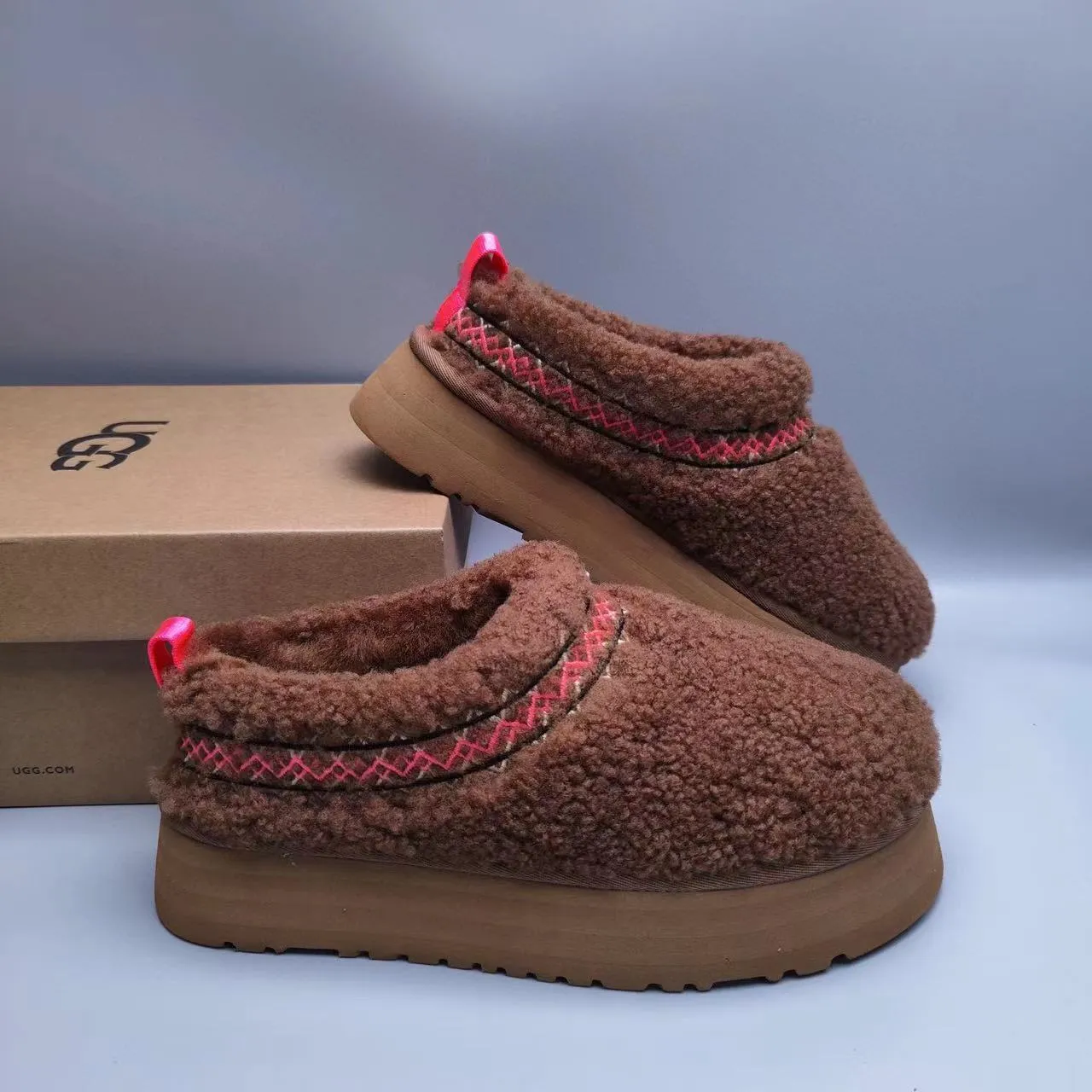 UGG بني أحمر شيرلينج أعلى منصة كعب حذاء كاجوال 4